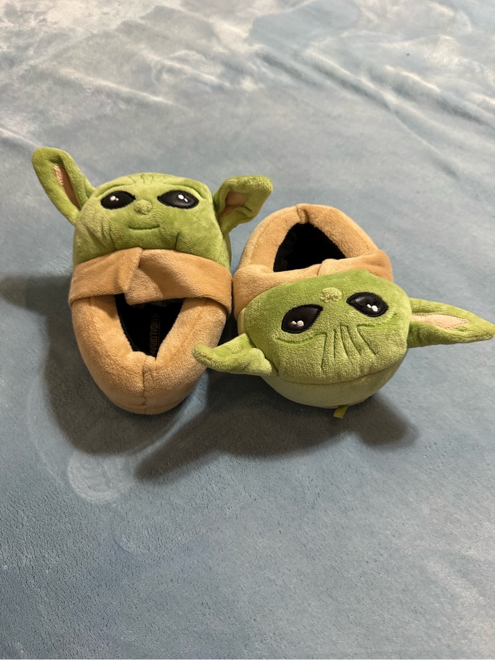 Green Baby Yoda Plush Slippers - Kids